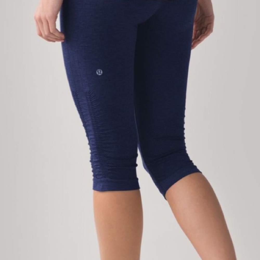 Lululemon In the Flow Crop II
